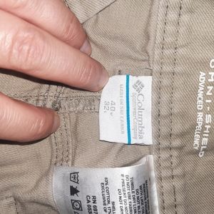 Columbia sports wear pants